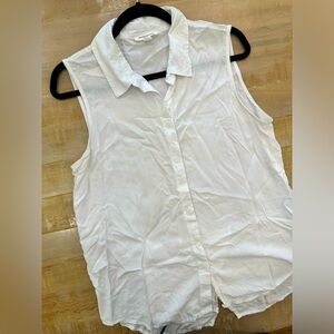 Beach Lunch Lounge white collared sleeveless blouse top